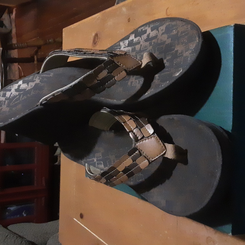 Clarks platform sandals